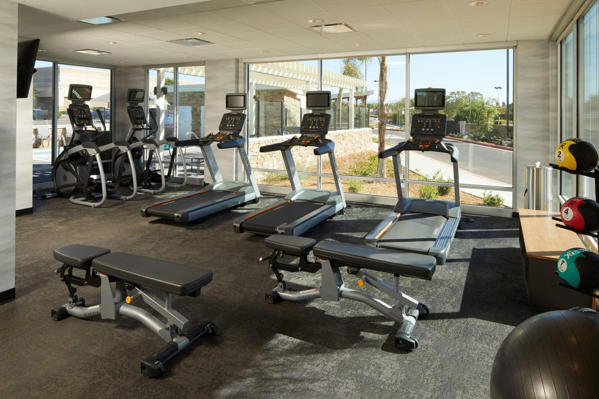 Fairfield Inn & Suites By Marriott Riverside Moreno Valley Bagian luar foto