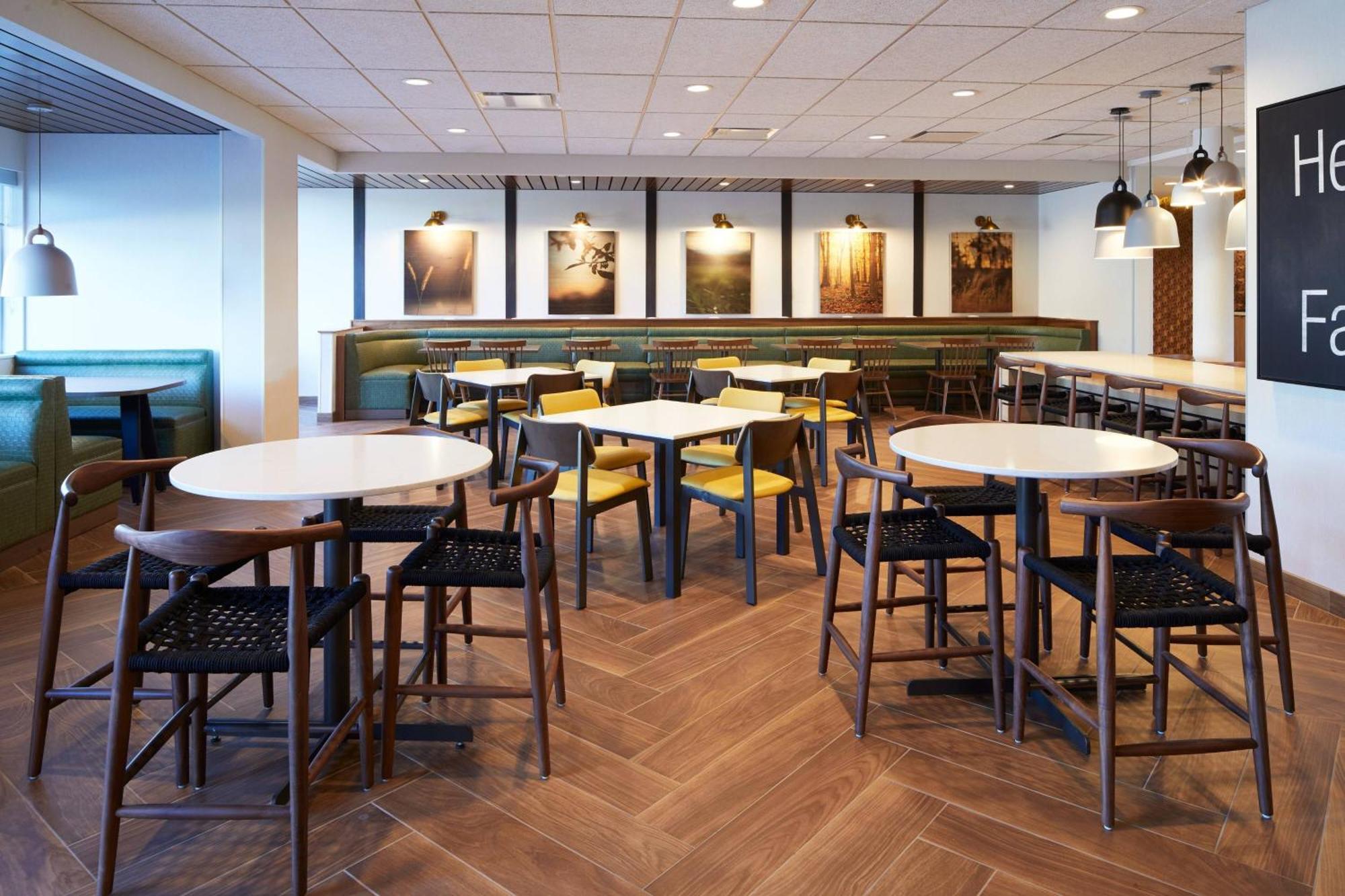 Fairfield Inn & Suites By Marriott Riverside Moreno Valley Bagian luar foto